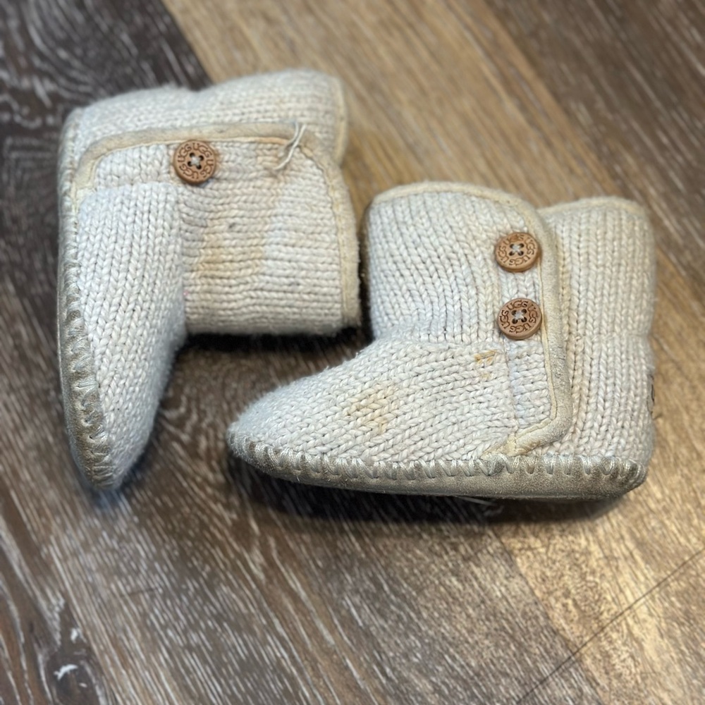 UGG Cream Knit Baby Booties with Buttons